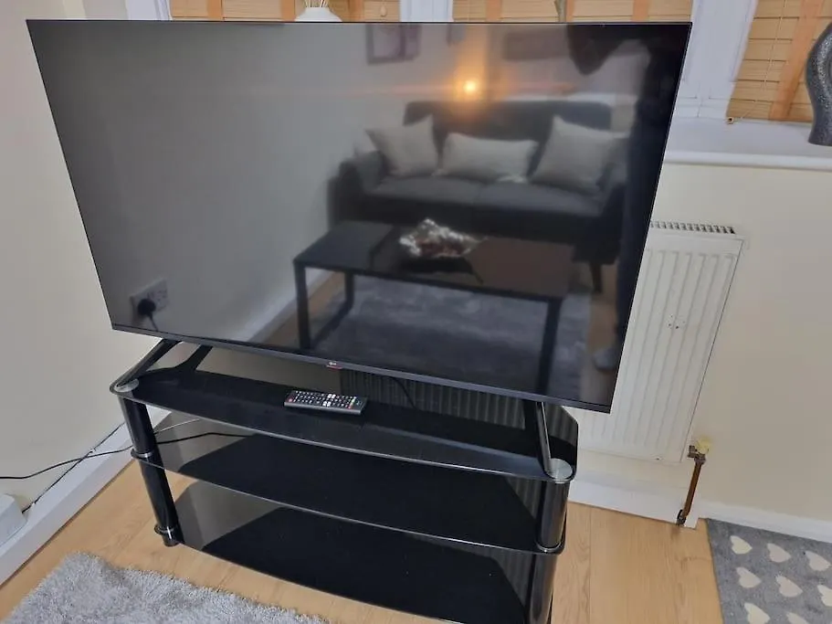 Cozy Flat & Lovely Garden, High Speed Wifi Cranford Διαμέρισμα