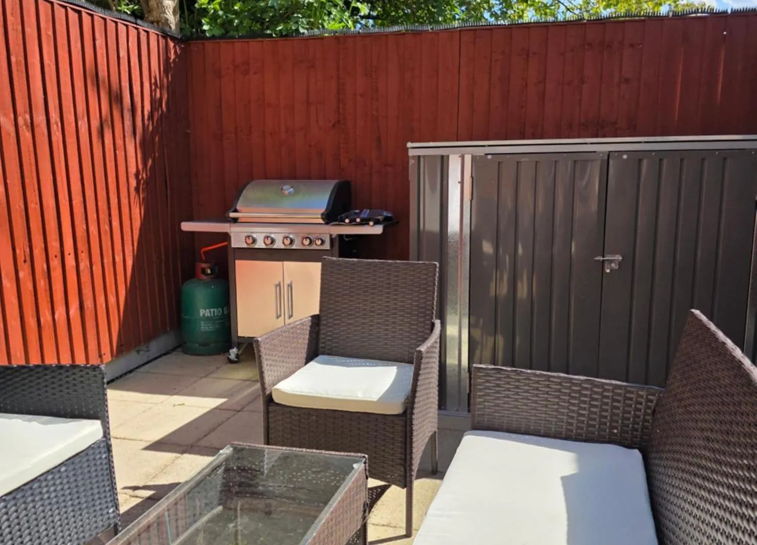 Cozy Flat & Lovely Garden, High Speed Wifi Cranford 0*,  Ηνωμένο Βασίλειο